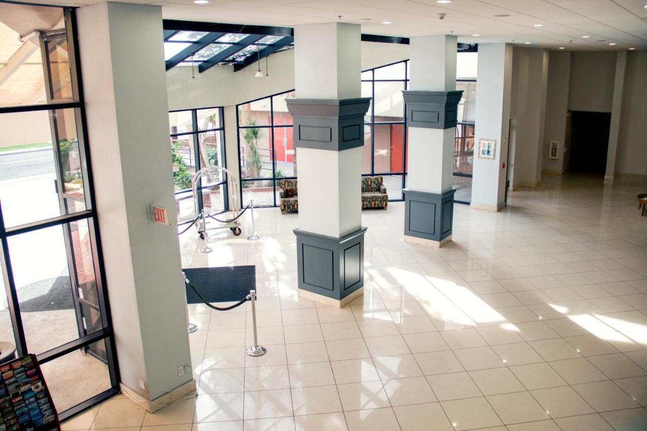 Midtown Garden Inn Фінікс Екстер'єр фото