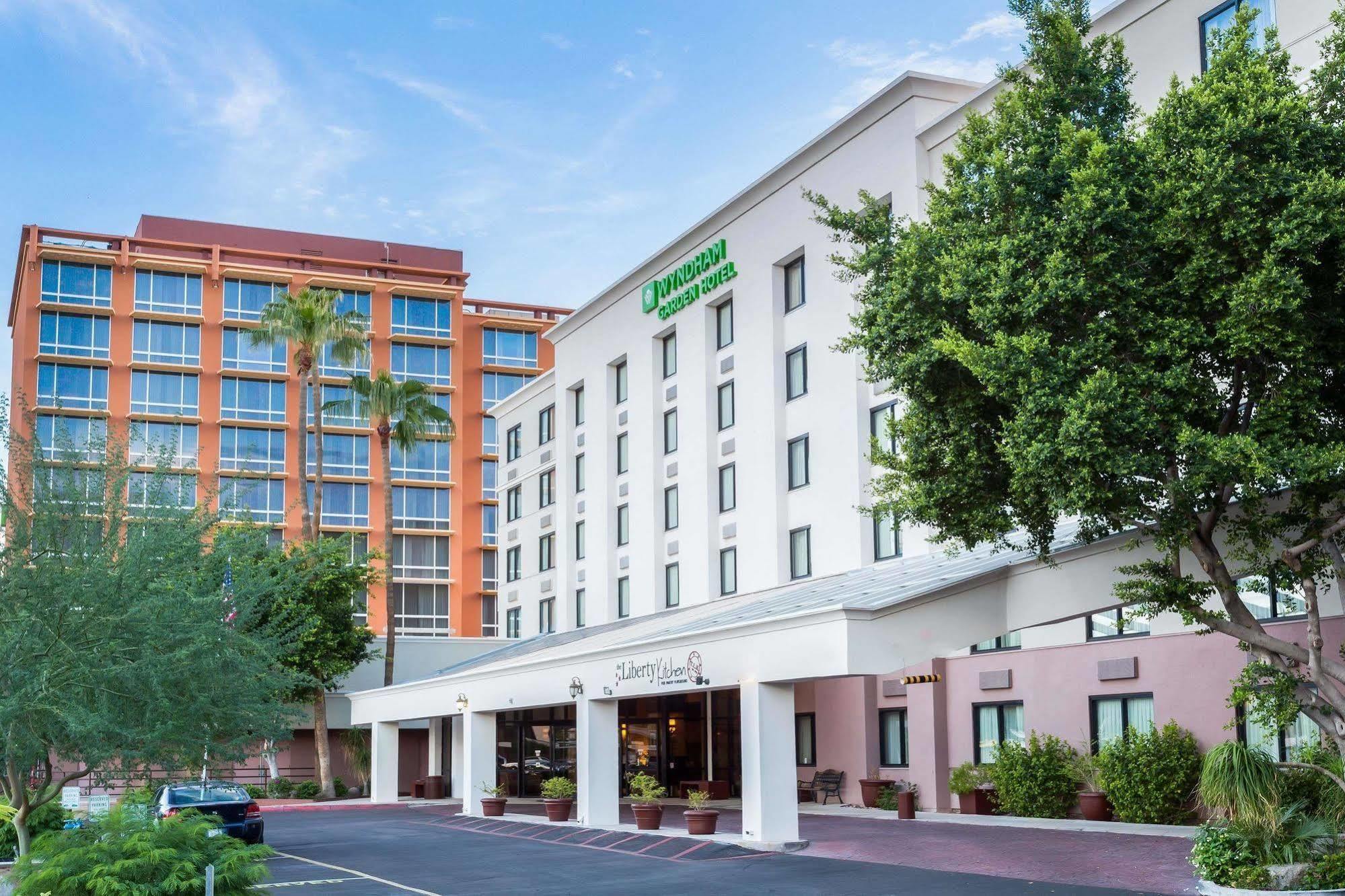 Midtown Garden Inn Фінікс Екстер'єр фото